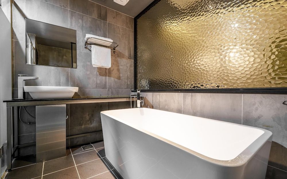 Sillim Sintra Room (Business Twin Room (OTT)) 8