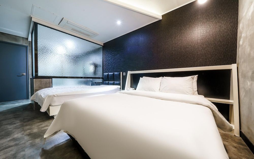 Sillim Sintra Room (Business Twin Room (OTT)) 4