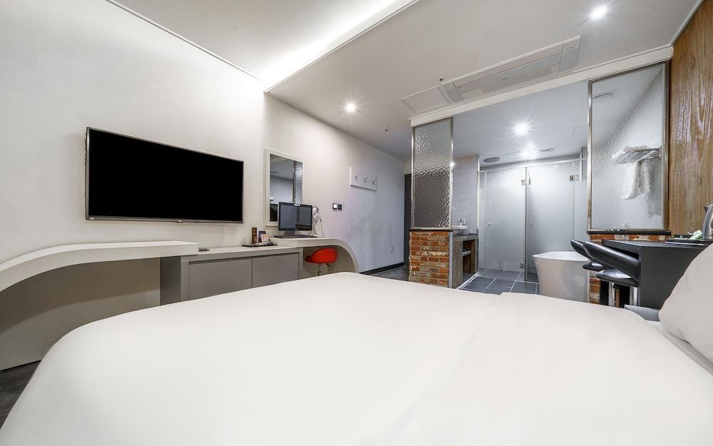 Sillim Sintra Room (Deluxe (OTT)) 3