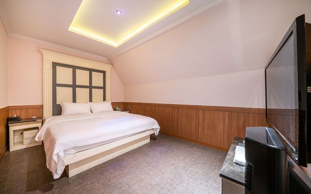 undefined Seocho Jasmin 4