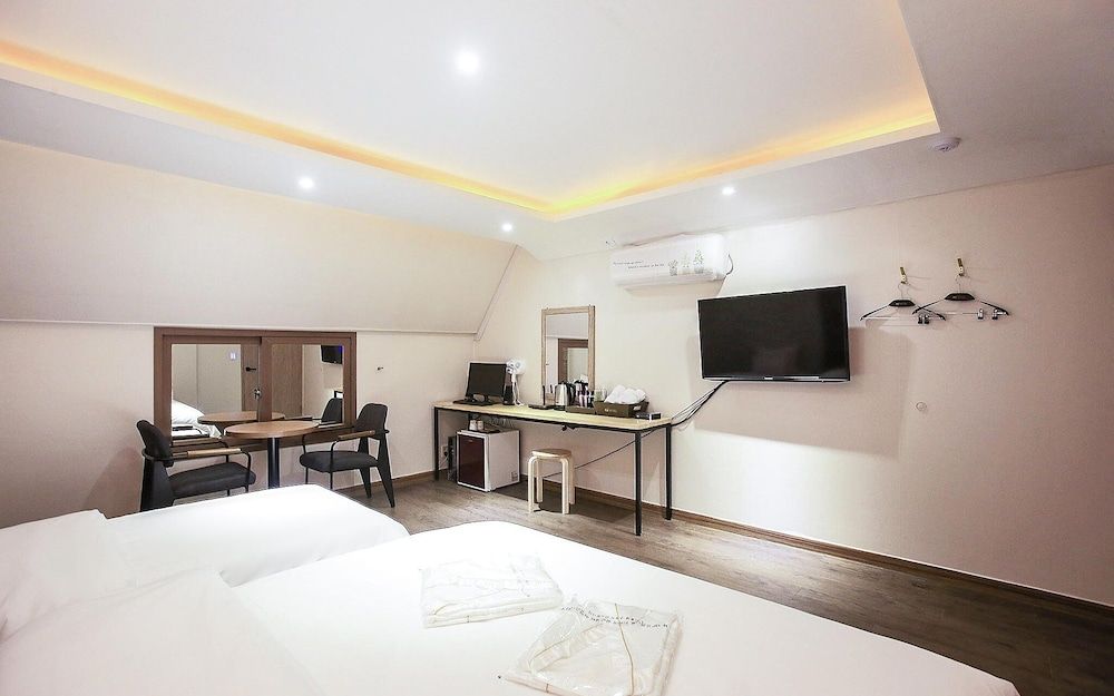 undefined Cheonho HIT 9