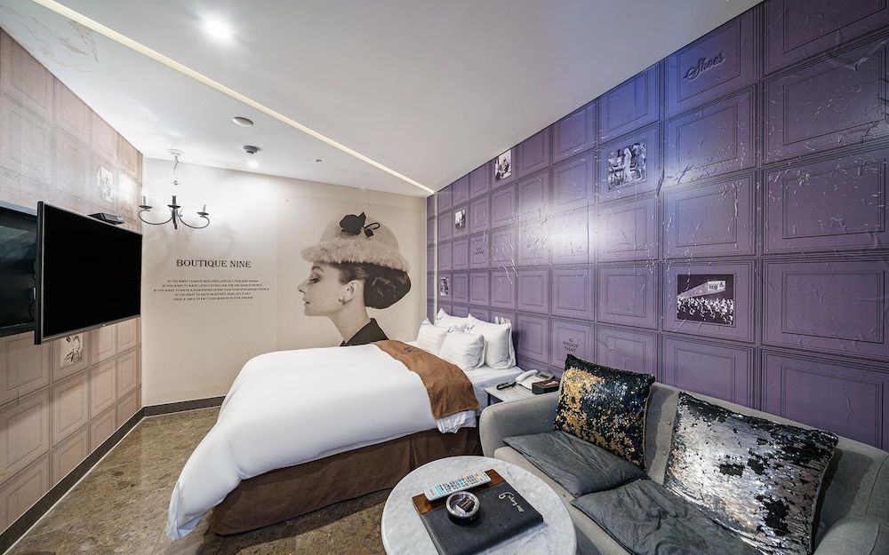 Konkuk University Boutique Nine Room (FUNNY SUITE)