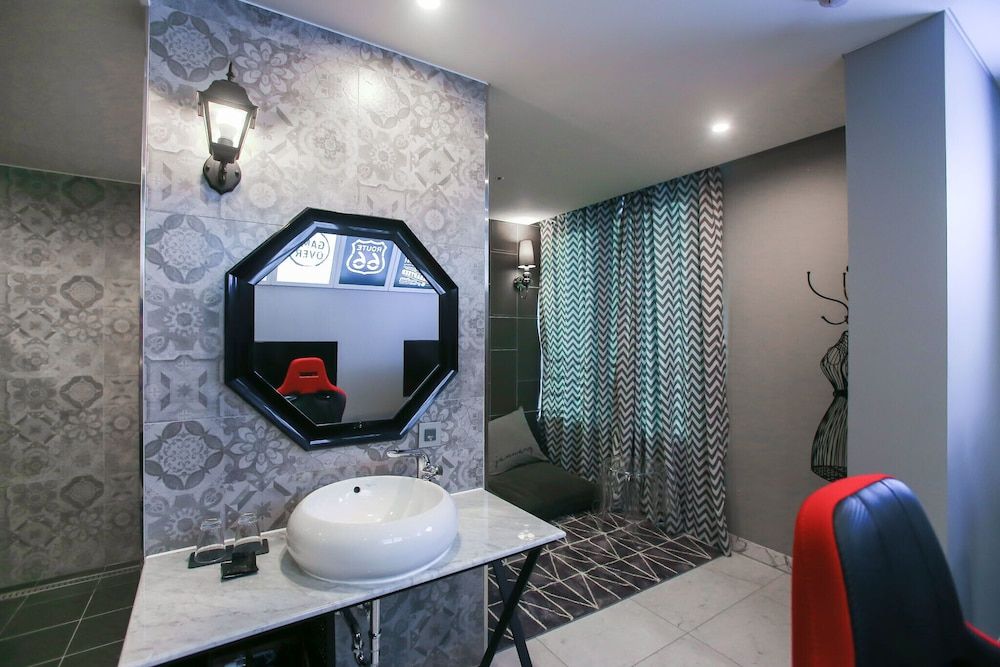 Konkuk University Boutique Nine Room (FUNNY SUITE) 12