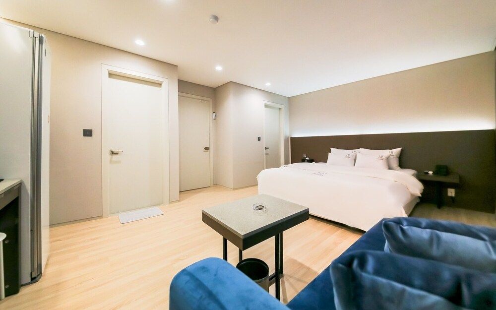 undefined Hwagok Theme 7