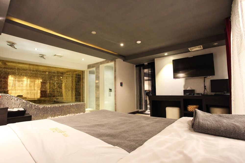 Yeongdeungpo Syap Room (Vincent (party room karaoke machine p) 11