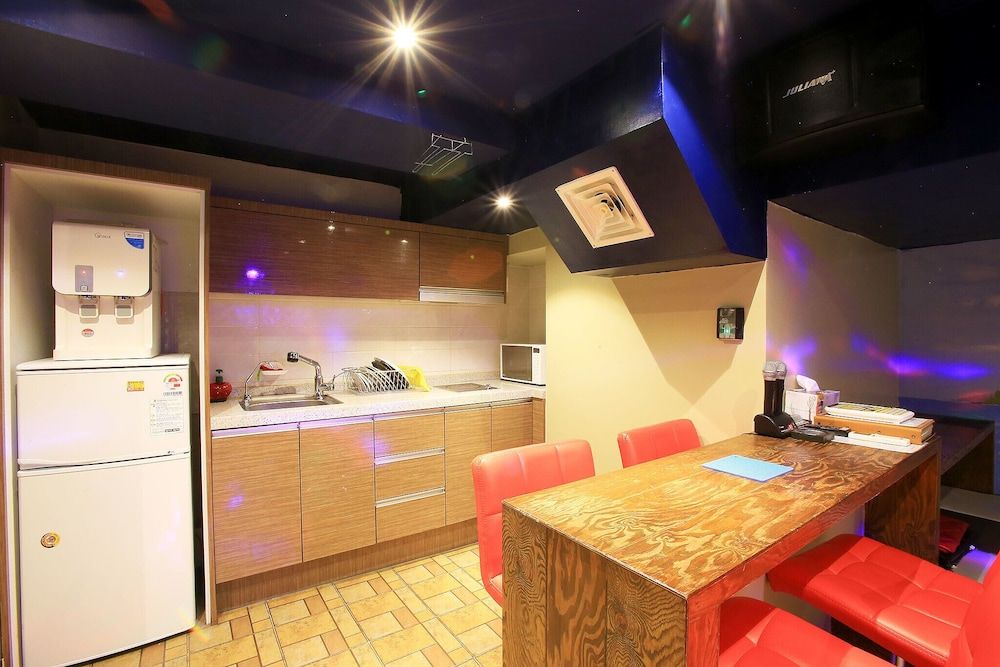 Yeongdeungpo Syap Room (Caribe (party room karaoke machine la) 6