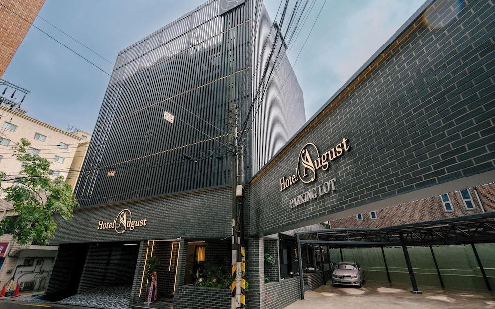 undefined Hwagok August 3