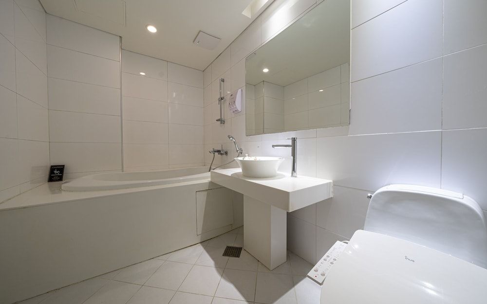 Seocho Lava Gyodaenambuteomineol Room (Mirror Room (1pc mirror Netflix Disne) 4