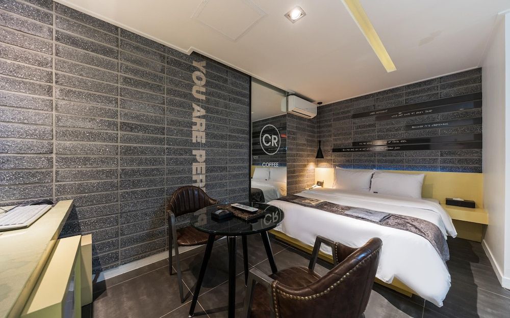 Jongno IMT Room (Deluxe (Random assignment NETFLIX ava) 10