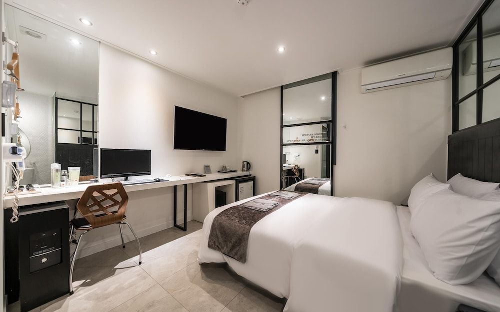 undefined Jongno IMT 10