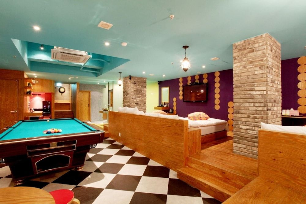 undefined Sinchon Yaja 2