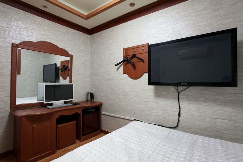 Mia Hwanggeum Room (Standard Room) 15
