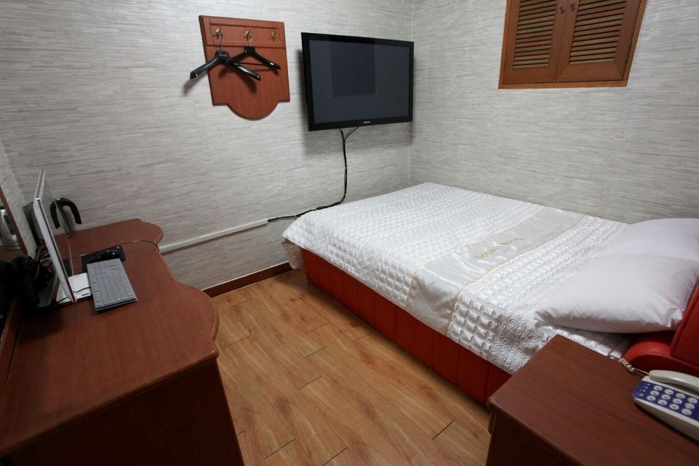 Mia Hwanggeum Room (Standard Room) 16
