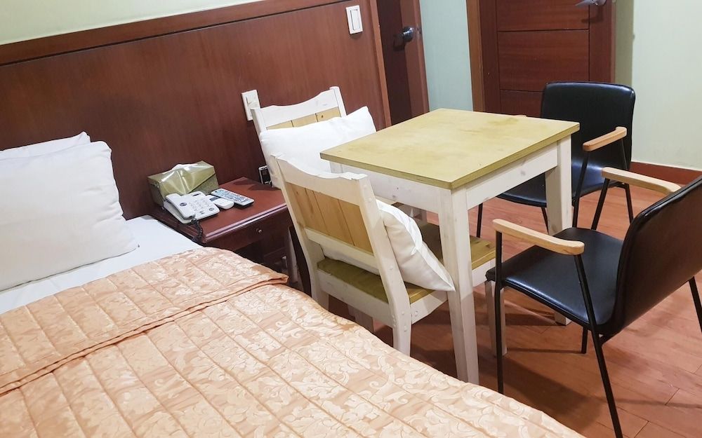 Sincheon Plus Room (Office room (2 no-hard high-speed com) 5