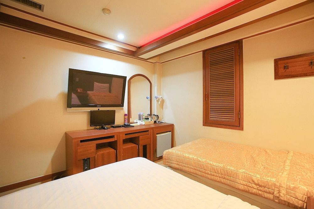 Sincheon Plus Room (Twin (no PC support)) 6