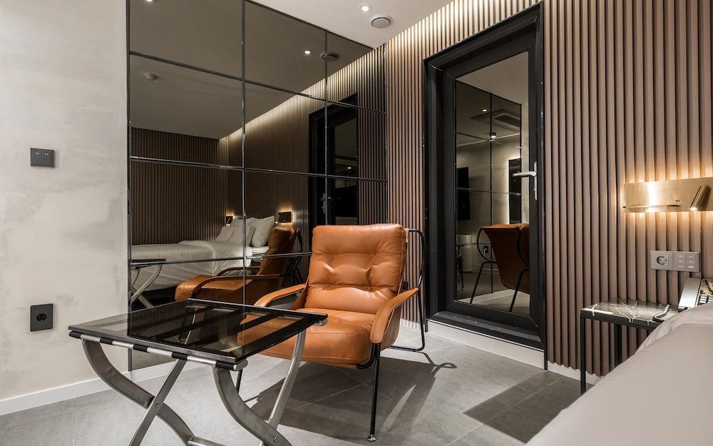 Seocho JS Hotel Room (TERRACE (Rinaldi bed in Italy 75-inch) 4