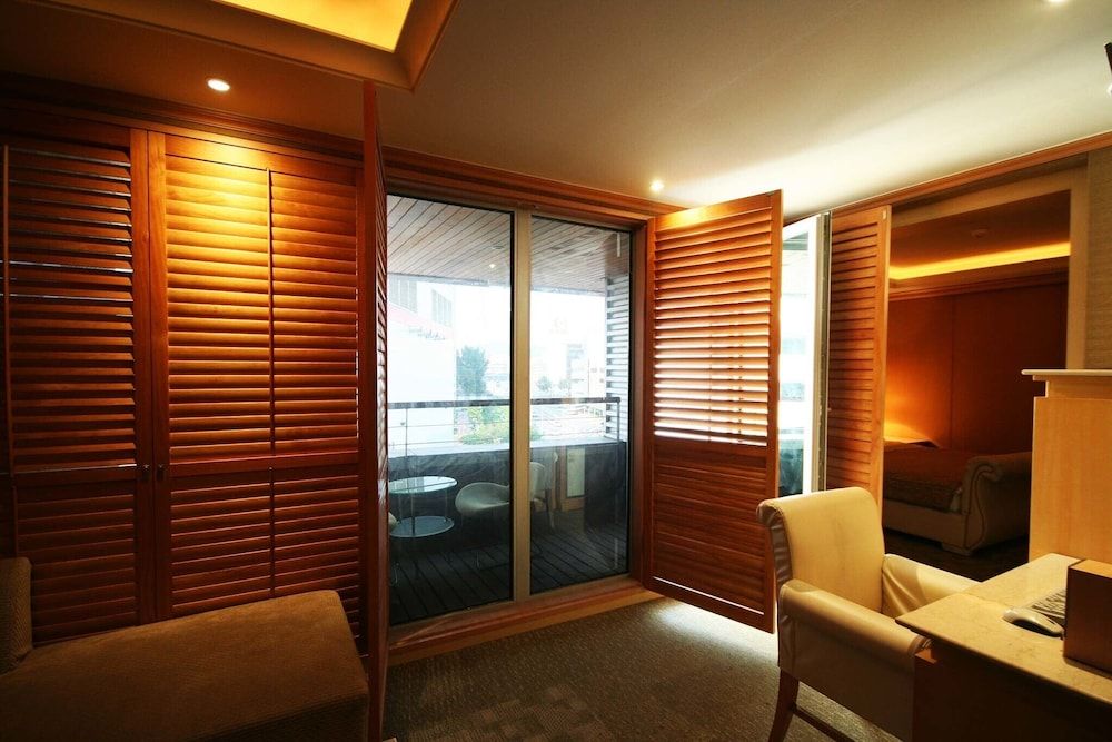 Sangbong May Room (Royal Suite) 6