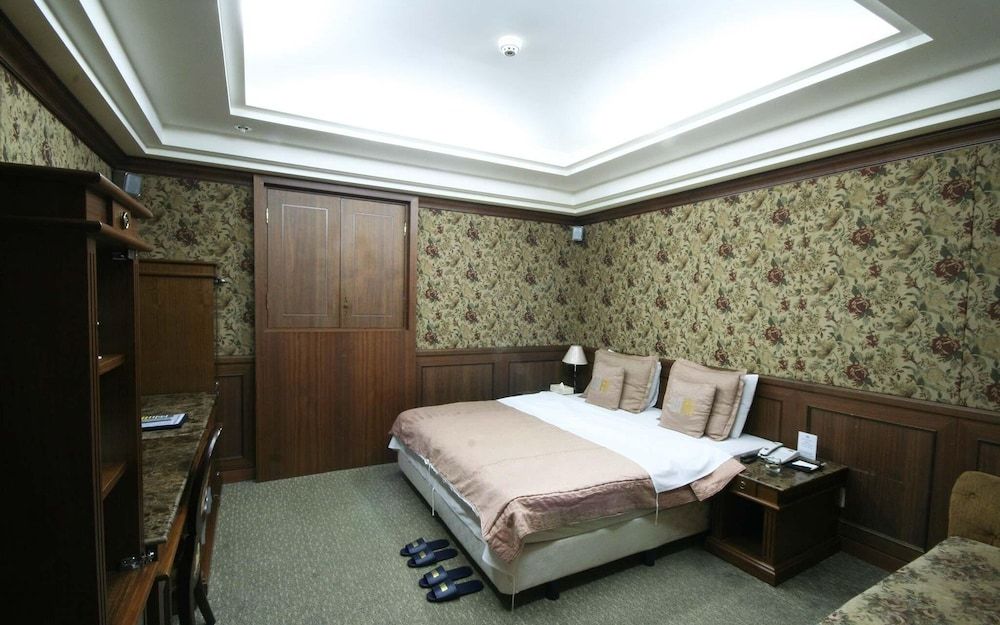 Sangbong May Room (Standard Room)