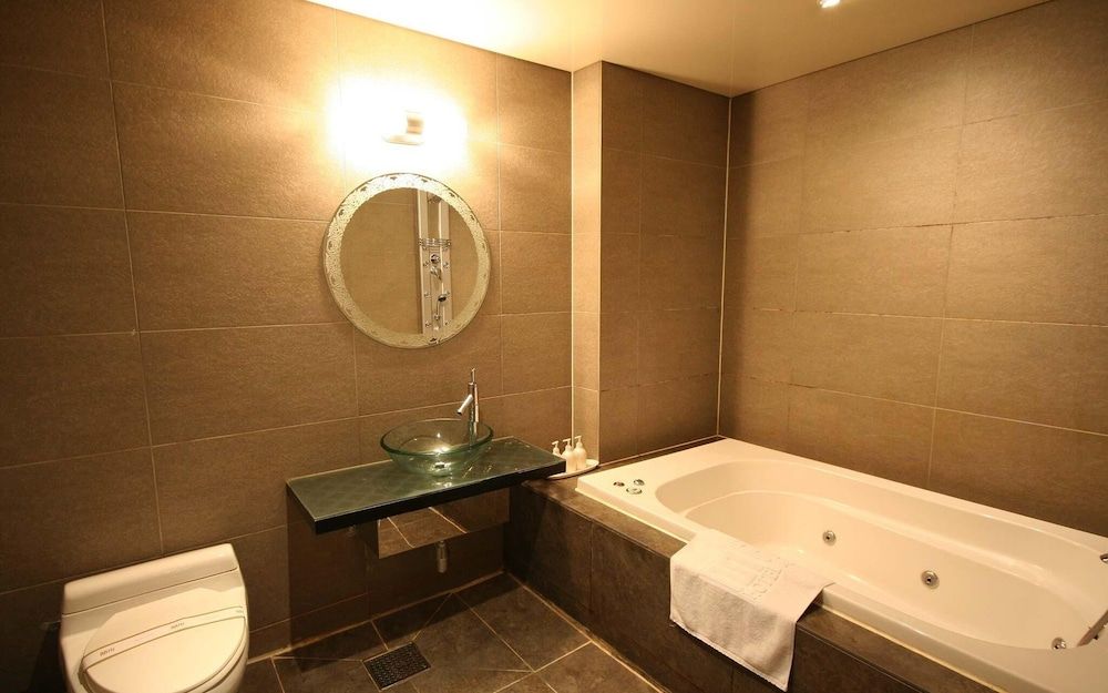 Sangbong May Room (Standard Room) 3