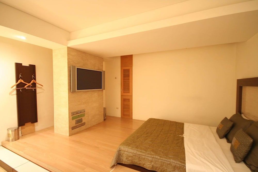 Sangbong May Room (Semi-Special Room) 11