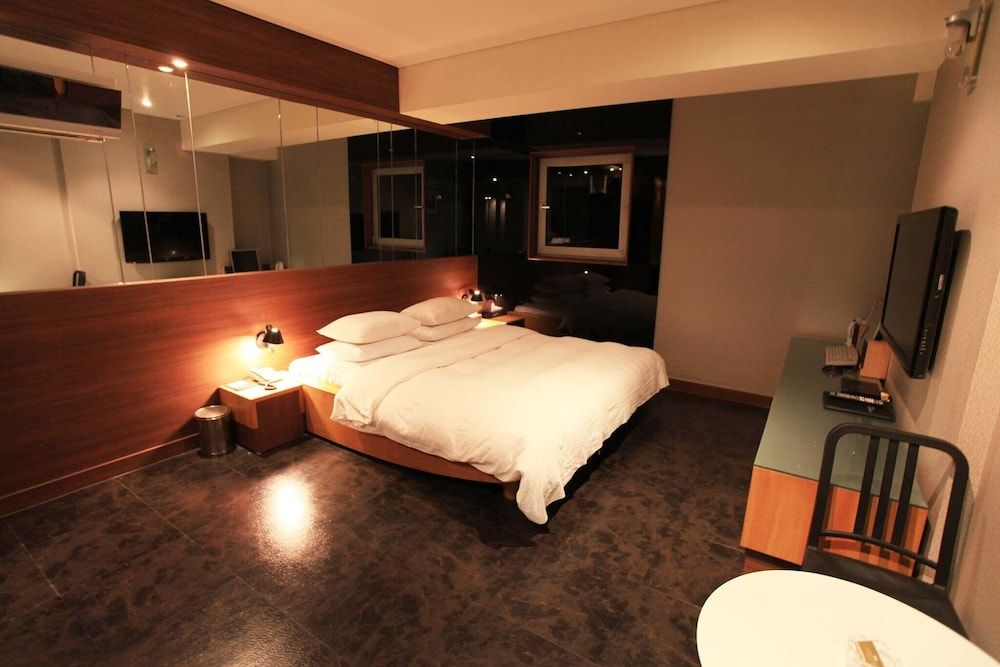 undefined Sangbong May 8