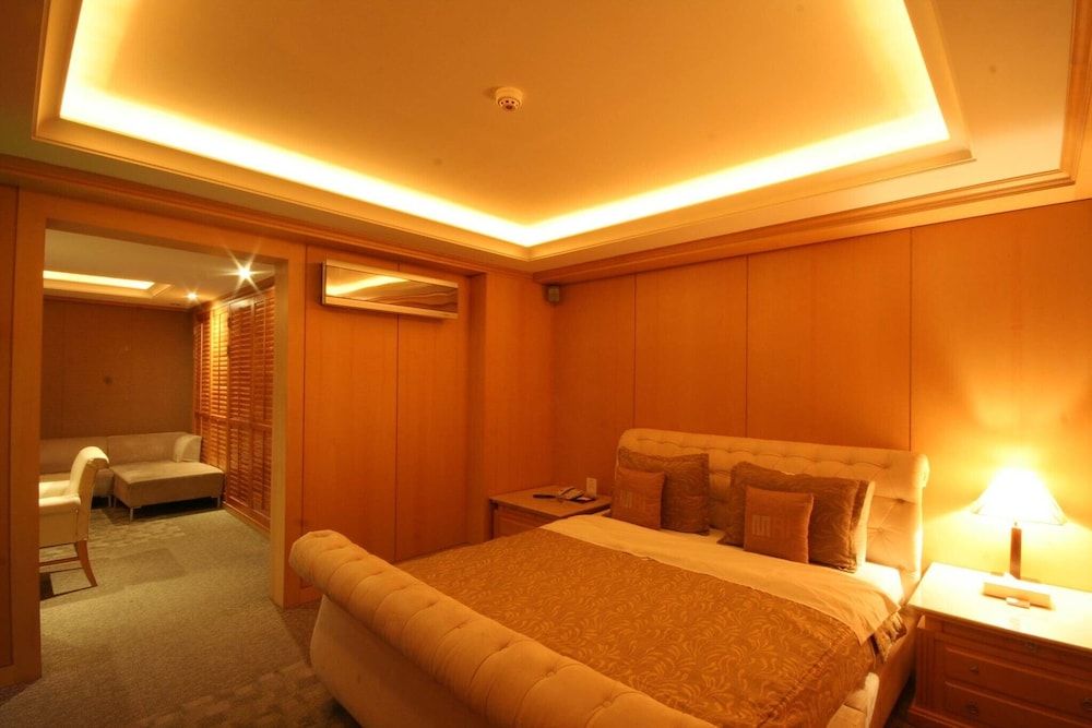 Sangbong May Room (Royal Suite)