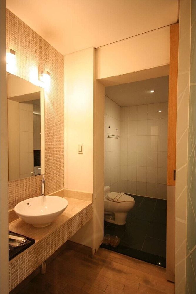 Sangbong May Room (Semi-Special Room) 19