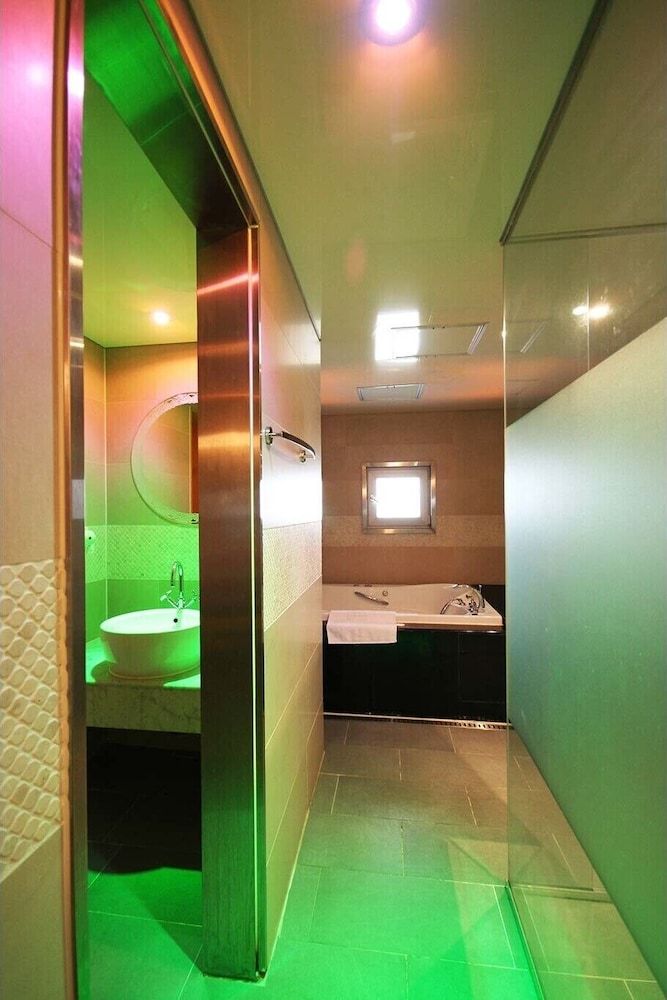 Sangbong May Room (Royal Suite) 10