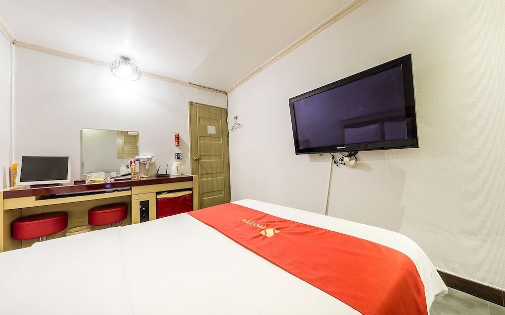 undefined Taereung S 4