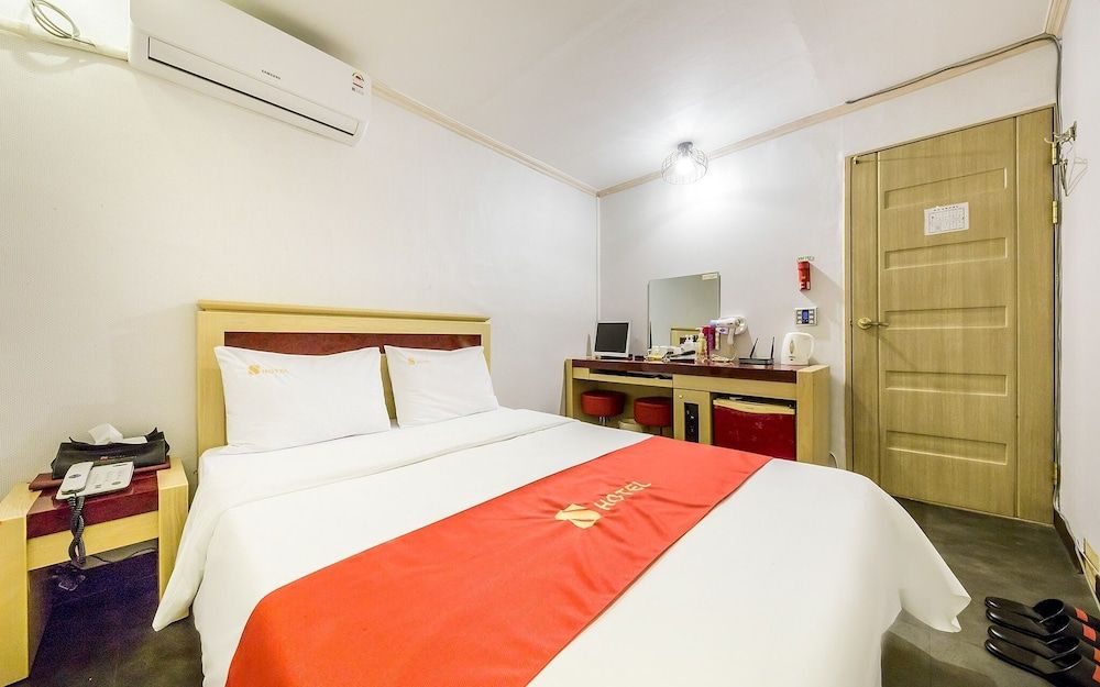 undefined Taereung S 3