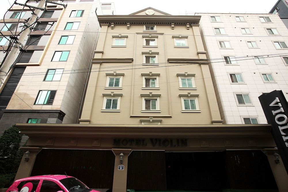 undefined Seoul National University Violinh 7