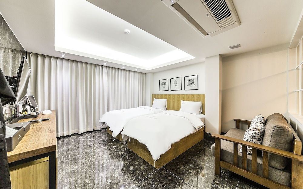 Nonhyeon Waltz Room (Semi-special room (twin))