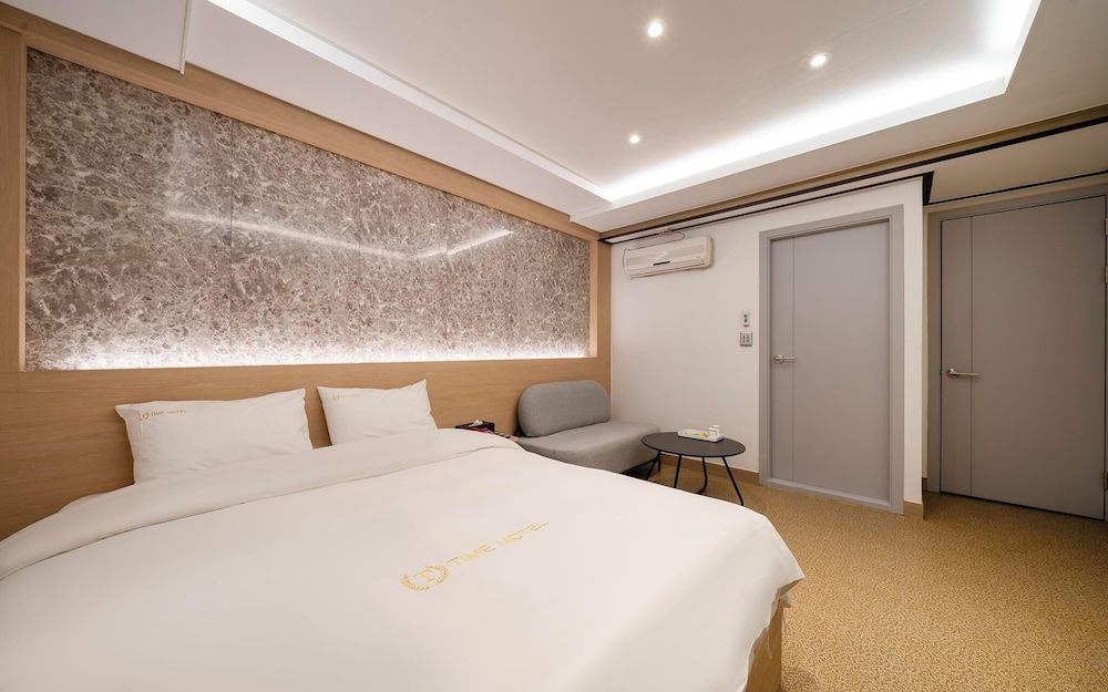 Jamsil Time Room (VIP) 8