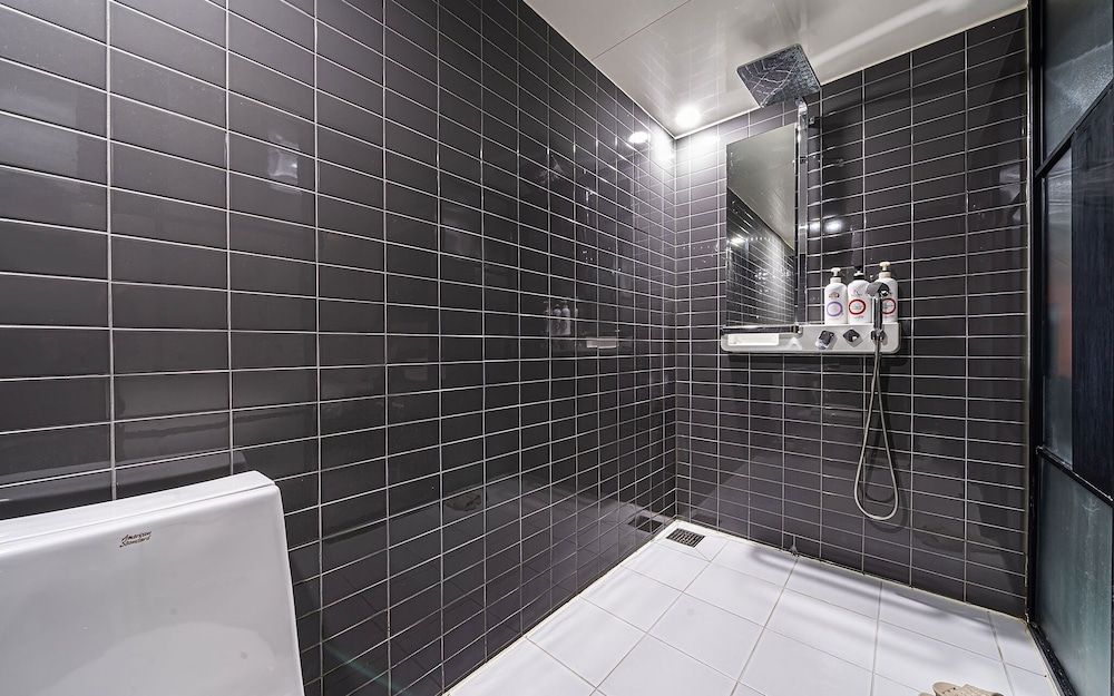 undefined Gangnam Lexy 9