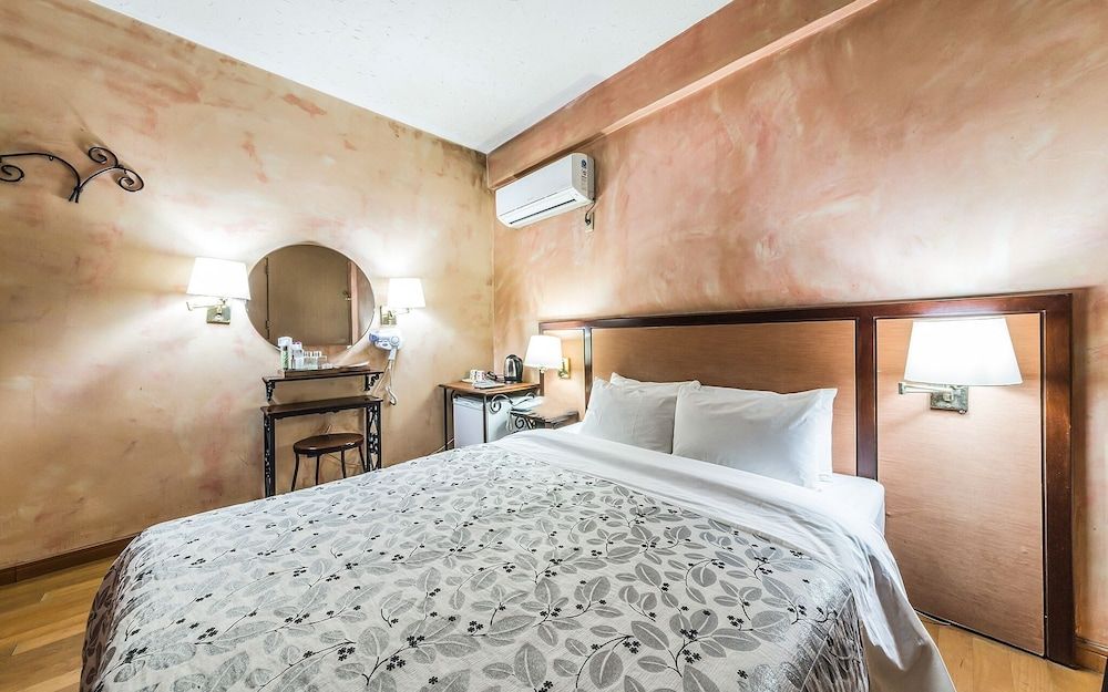 Oryu Bon Motel Room (Standard Room) 10