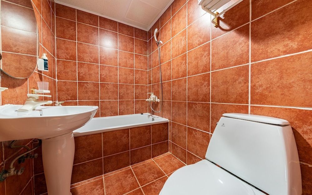 Oryu Bon Motel Room (Standard Room) 12