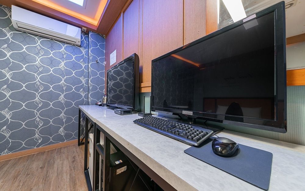 Oryu Bon Motel Room (Semi-Special Room) 15