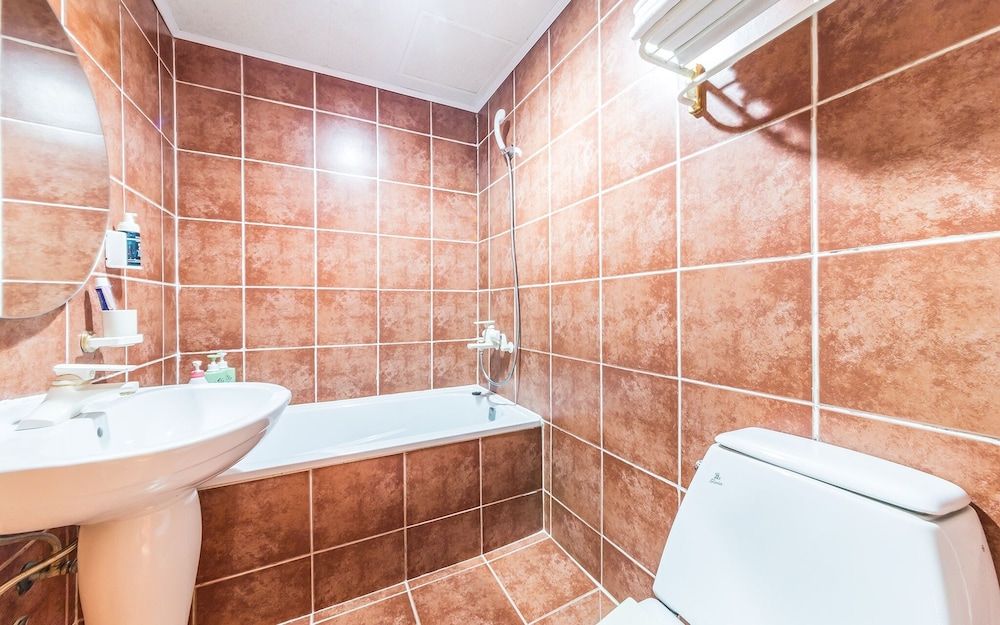 Oryu Bon Motel Room (Standard Room) 11