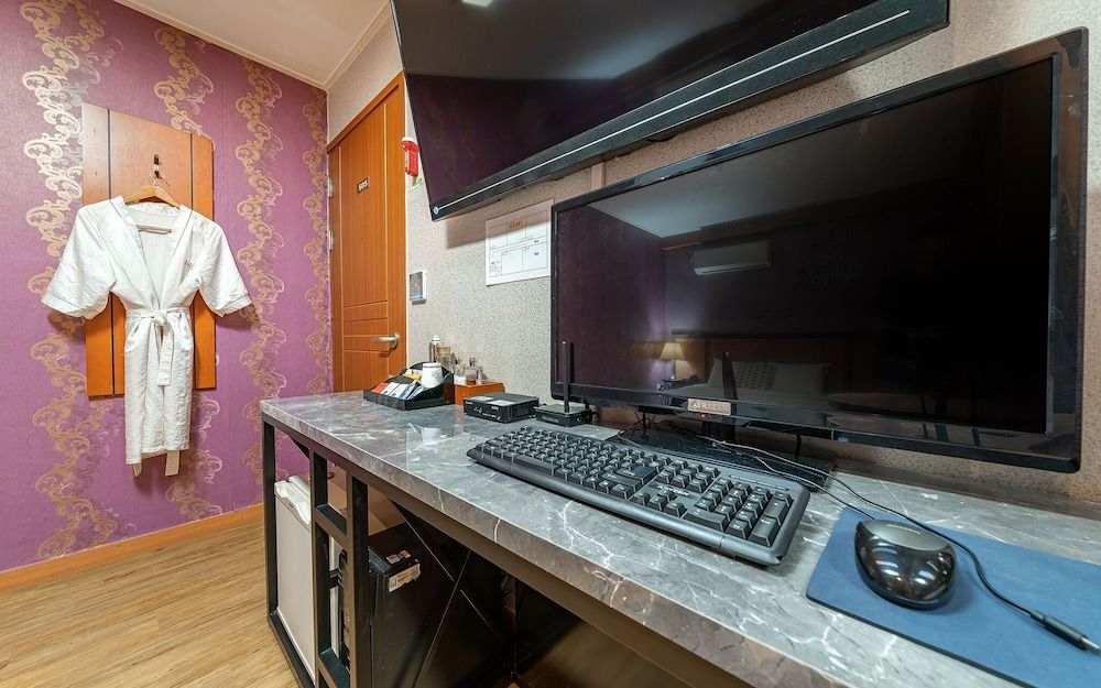 undefined Oryu Bon Motel 10