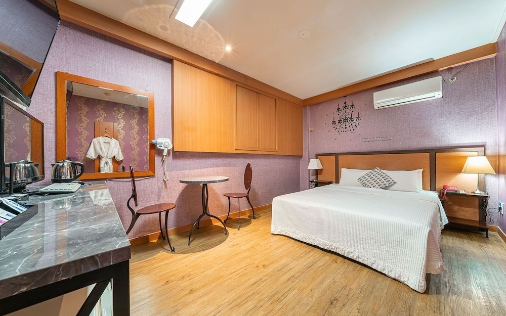 undefined Oryu Bon Motel 8