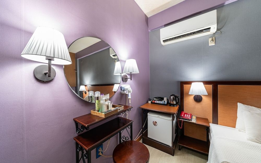 Oryu Bon Motel Room (Standard Room) 5