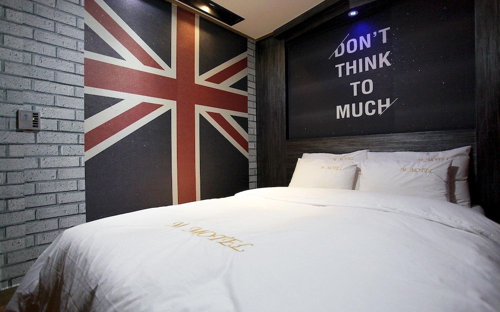 undefined Sillim M 10