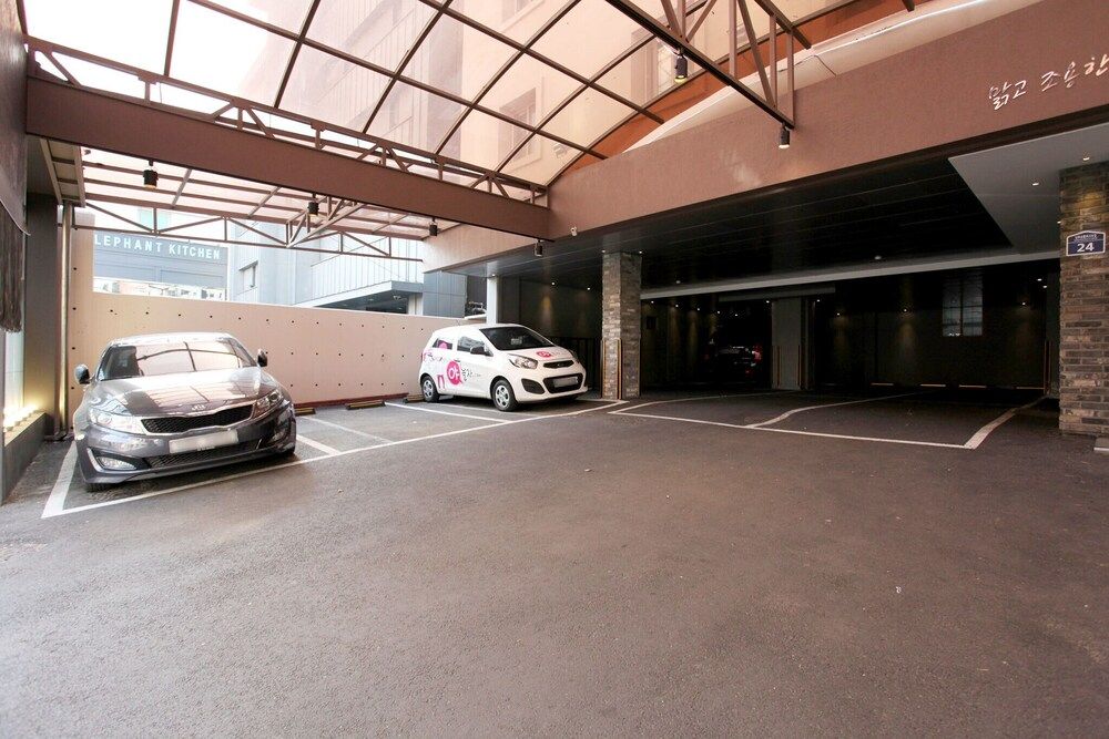 undefined Seoul National University Station Dam 3