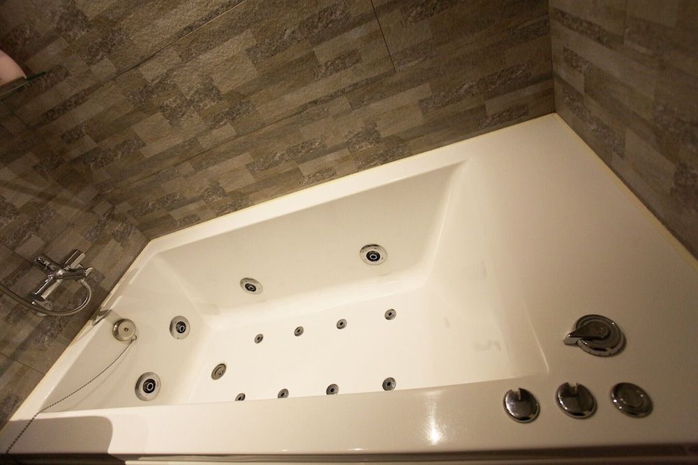 Seoul National University Station Dam Room (Standard Room) 23