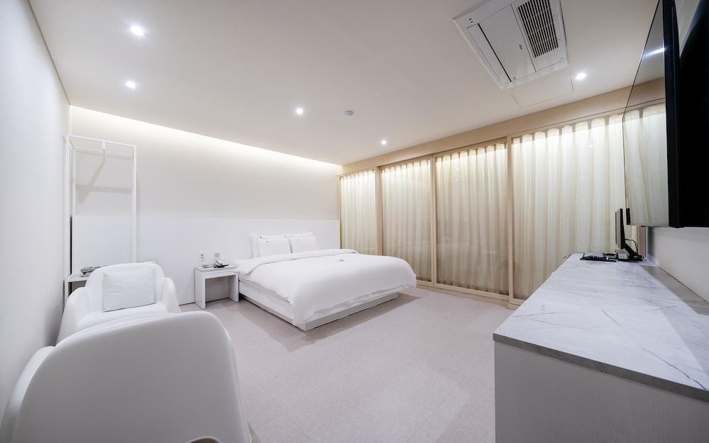 Sangbong Thema Room (Premium random allocation 1 (65-inch )