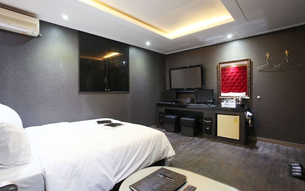 undefined Yeongdeungpo The Moon Hotel 5