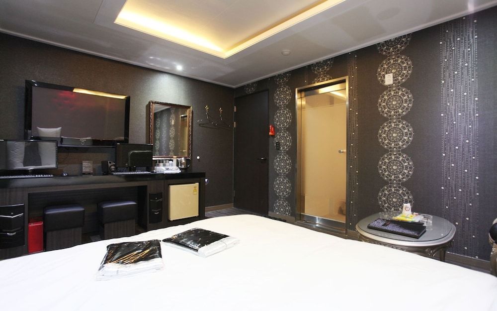 undefined Yeongdeungpo The Moon Hotel 9