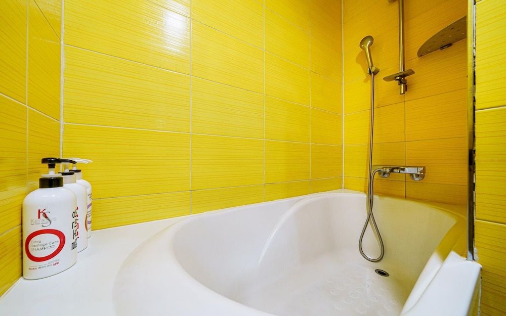 Geumcheon Yeongbin Room (Deluxe (Netflix available)) 5