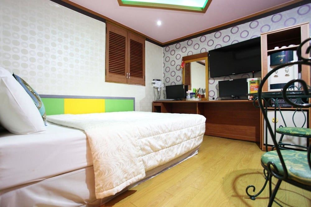 Geumcheon Yeongbin Room (Standard 1 (Netflix available)) 9