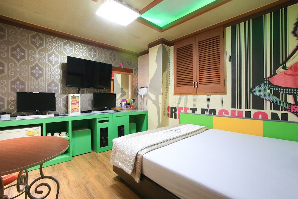 Geumcheon Yeongbin Room (Standard 1 (Netflix available)) 18